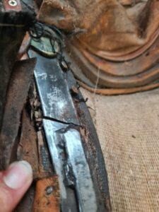 Arçon de selle cassé